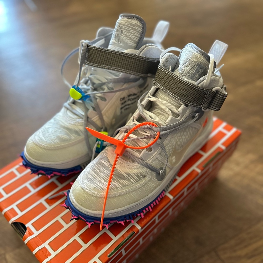 Off-White x Air Force 1